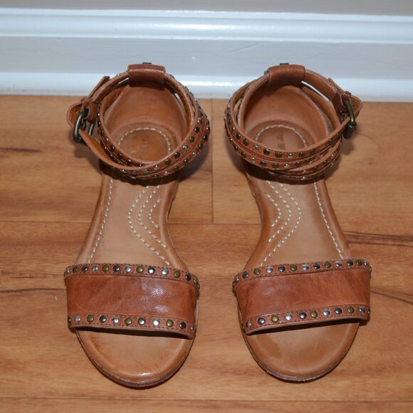 Trask brown leather Studded Ankle strap Gladiator buckle Boho Sandals, sz 7.5M - Picture 2 of 11